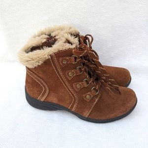 Earth Origins Crowley Suede Ankle boot